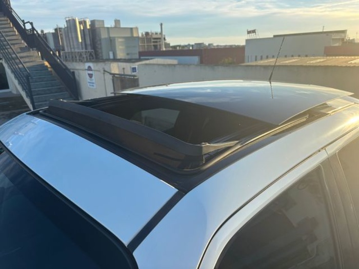 NissanJuke 1.5 dCi S&S Tekna Premium 4X2 81 kW (110 CV) Vehículo usado en Barcelona - 19 NissanJuke 1.5 dCi S&S Tekna Premium 4X2 81 kW (110 CV) Vehículo usado en Barcelona - 19