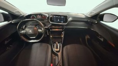 Peugeot 208 PureTech 100 Active Pack 75 kW (100 CV) Peugeot 208 PureTech 100 Active Pack 75 kW (100 CV)