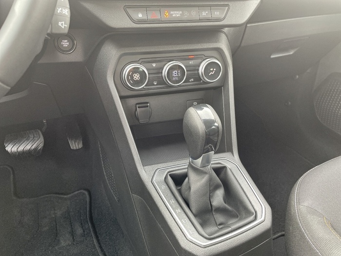 Dacia Sandero Stepway Comfort TCe 67 kW (91 CV) CVT - 8 Dacia Sandero Stepway Comfort TCe 67 kW (91 CV) CVT - 8
