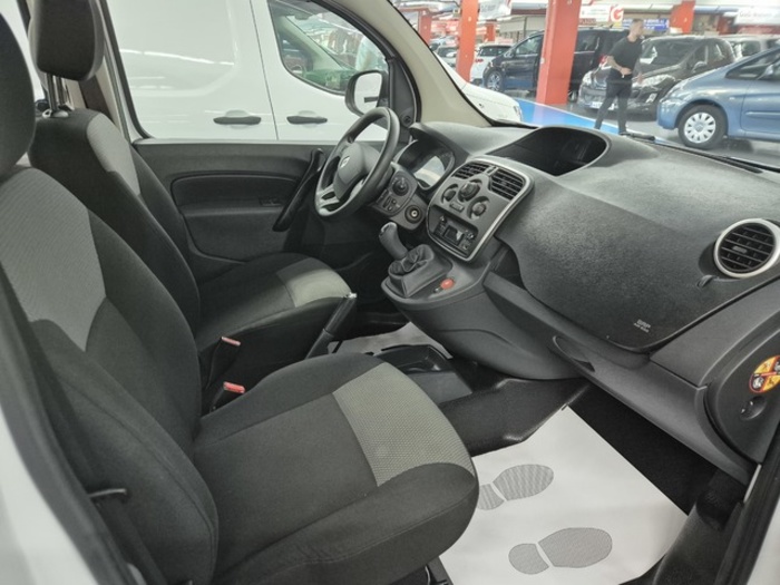 RenaultKangoo Combi Profesional N1 Energy dCi 66 kW (90 CV) Vehículo usado en Barcelona - 7 RenaultKangoo Combi Profesional N1 Energy dCi 66 kW (90 CV) Vehículo usado en Barcelona - 7