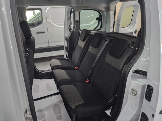 RenaultKangoo Combi Profesional N1 Energy dCi 66 kW (90 CV) Vehículo usado en Barcelona - 8