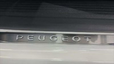 Peugeot 508 BlueHDi 160 S&S GT Line EAT8 118 kW (160 CV) Peugeot 508 BlueHDi 160 S&S GT Line EAT8 118 kW (160 CV)