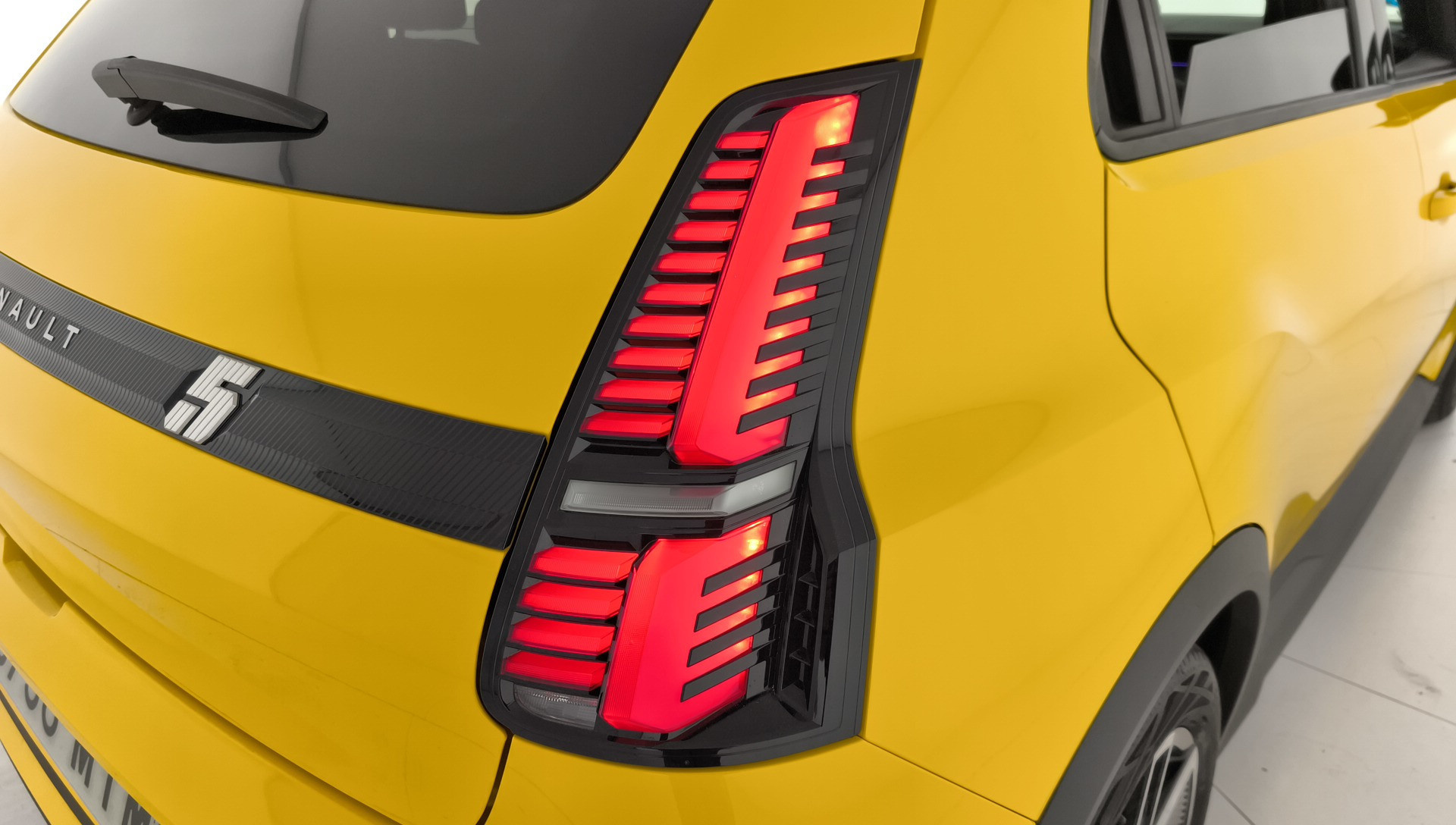 Renault 5 E-Tech Techno Autonomía Confort 110 kW (150 CV) - 8