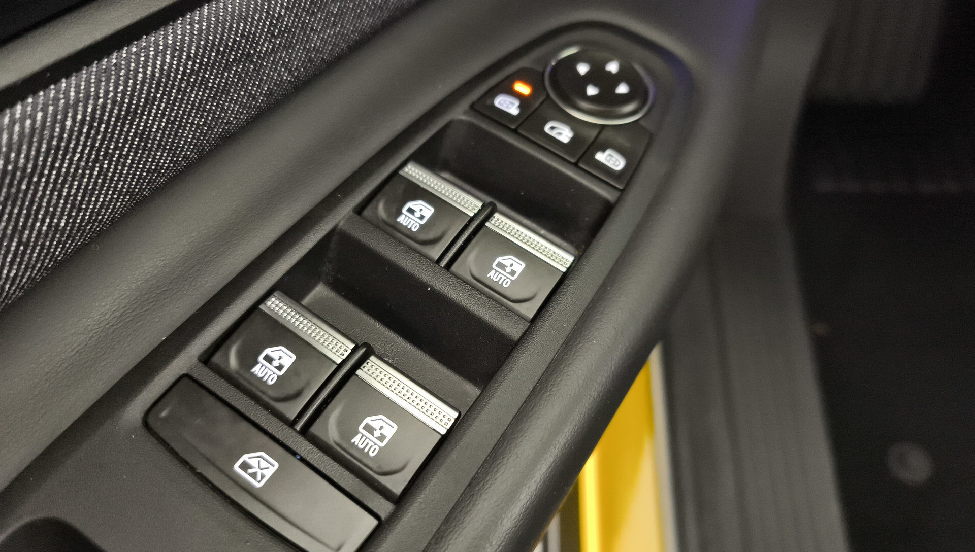 Renault 5 E-Tech Techno Autonomía Confort 110 kW (150 CV) - 25