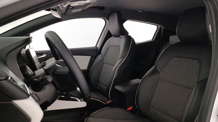 Renault Clio Techno TCe 66 kW (90 CV) - 13 Renault Clio Techno TCe 66 kW (90 CV) - 13