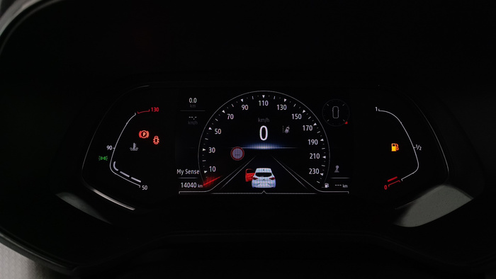 Renault Clio Techno TCe 66 kW (90 CV) - 25 Renault Clio Techno TCe 66 kW (90 CV) - 25