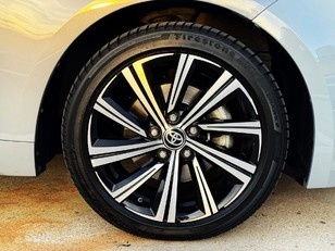 Toyota Corolla Touring Sports 180H Advance E-CVT 132 kW (180 CV) Toyota Corolla Touring Sports 180H Advance E-CVT 132 kW (180 CV)