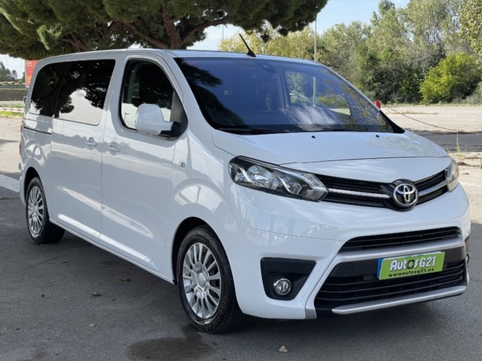 ToyotaProace Verso Shuttle 2.0D Medio ACT+ Auto 130 kW (177 CV) Vehículo usado en Barcelona - 6 ToyotaProace Verso Shuttle 2.0D Medio ACT+ Auto 130 kW (177 CV) Vehículo usado en Barcelona - 6