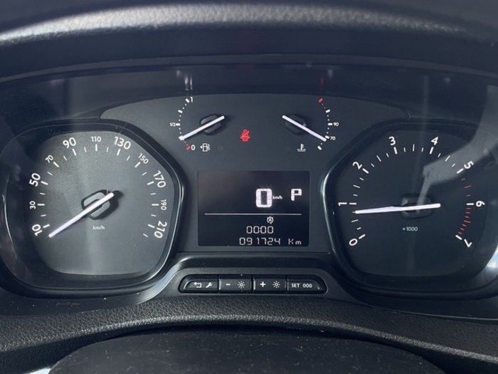 ToyotaProace Verso Shuttle 2.0D Medio ACT+ Auto 130 kW (177 CV) Vehículo usado en Barcelona - 24 ToyotaProace Verso Shuttle 2.0D Medio ACT+ Auto 130 kW (177 CV) Vehículo usado en Barcelona - 24