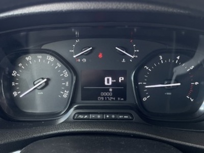 Toyota Proace Verso Shuttle 2.0D Medio ACT+ Auto 130 kW (177 CV) Toyota Proace Verso Shuttle 2.0D Medio ACT+ Auto 130 kW (177 CV)