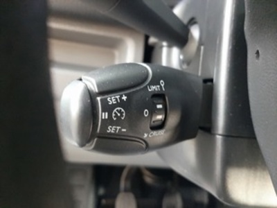 Citroen Jumpy Furgon BlueHDI 120 Talla M Club EAT8 90 kW (122 CV) Citroen Jumpy Furgon BlueHDI 120 Talla M Club EAT8 90 kW (122 CV)