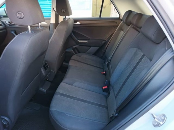 Volkswagen T-Roc Connect 1.0 TSI 81 kW (110 CV) Vehículo usado en Las Palmas - 6 Volkswagen T-Roc Connect 1.0 TSI 81 kW (110 CV) Vehículo usado en Las Palmas - 6