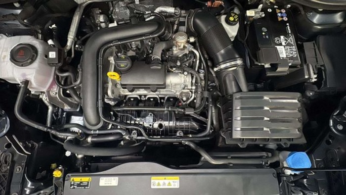 SEATLeón 1.0 TSI S&S Style XL Vision 81 kW (110 CV) Vehículo usado en Barcelona - 18 SEATLeón 1.0 TSI S&S Style XL Vision 81 kW (110 CV) Vehículo usado en Barcelona - 18