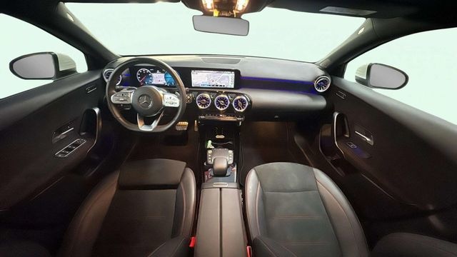 Mercedes-BenzClase A 180 100 kW (136 CV) Vehículo usado en Barcelona - 7