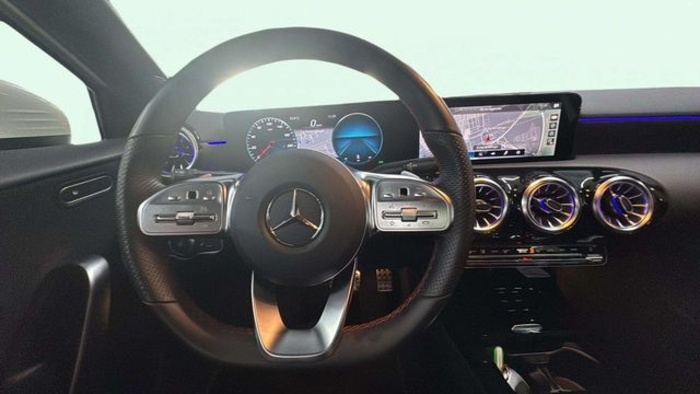 Mercedes-BenzClase A 180 100 kW (136 CV) Vehículo usado en Barcelona - 12 Mercedes-BenzClase A 180 100 kW (136 CV) Vehículo usado en Barcelona - 12