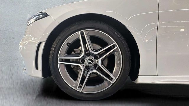 Mercedes-BenzClase A 180 100 kW (136 CV) Vehículo usado en Barcelona - 21