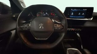 Peugeot 2008 Puretech 100 S&S Active 75 kW (100 CV) Peugeot 2008 Puretech 100 S&S Active 75 kW (100 CV)