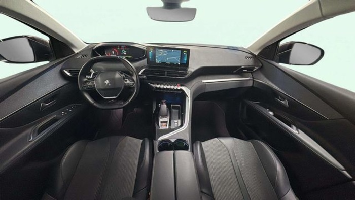 Peugeot3008 Hybrid 225 Allure Pack e-EAT8 165 kW (225 CV) Vehículo usado en Barcelona - 7 Peugeot3008 Hybrid 225 Allure Pack e-EAT8 165 kW (225 CV) Vehículo usado en Barcelona - 7