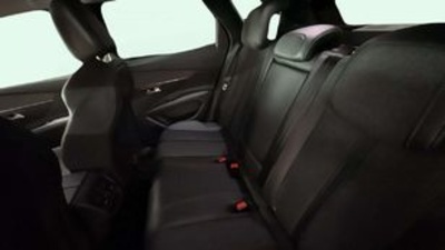 Peugeot 3008 Hybrid 225 Allure Pack e-EAT8 165 kW (225 CV) Peugeot 3008 Hybrid 225 Allure Pack e-EAT8 165 kW (225 CV)