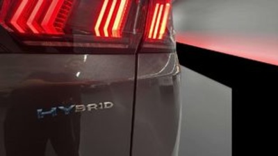 Peugeot 3008 Hybrid 225 Allure Pack e-EAT8 165 kW (225 CV) Peugeot 3008 Hybrid 225 Allure Pack e-EAT8 165 kW (225 CV)