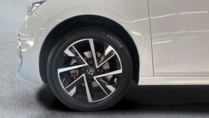 OpelCorsa 1.2 T XHL GS 74 kW (100 CV) Vehículo usado en Barcelona - 19 OpelCorsa 1.2 T XHL GS 74 kW (100 CV) Vehículo usado en Barcelona - 19