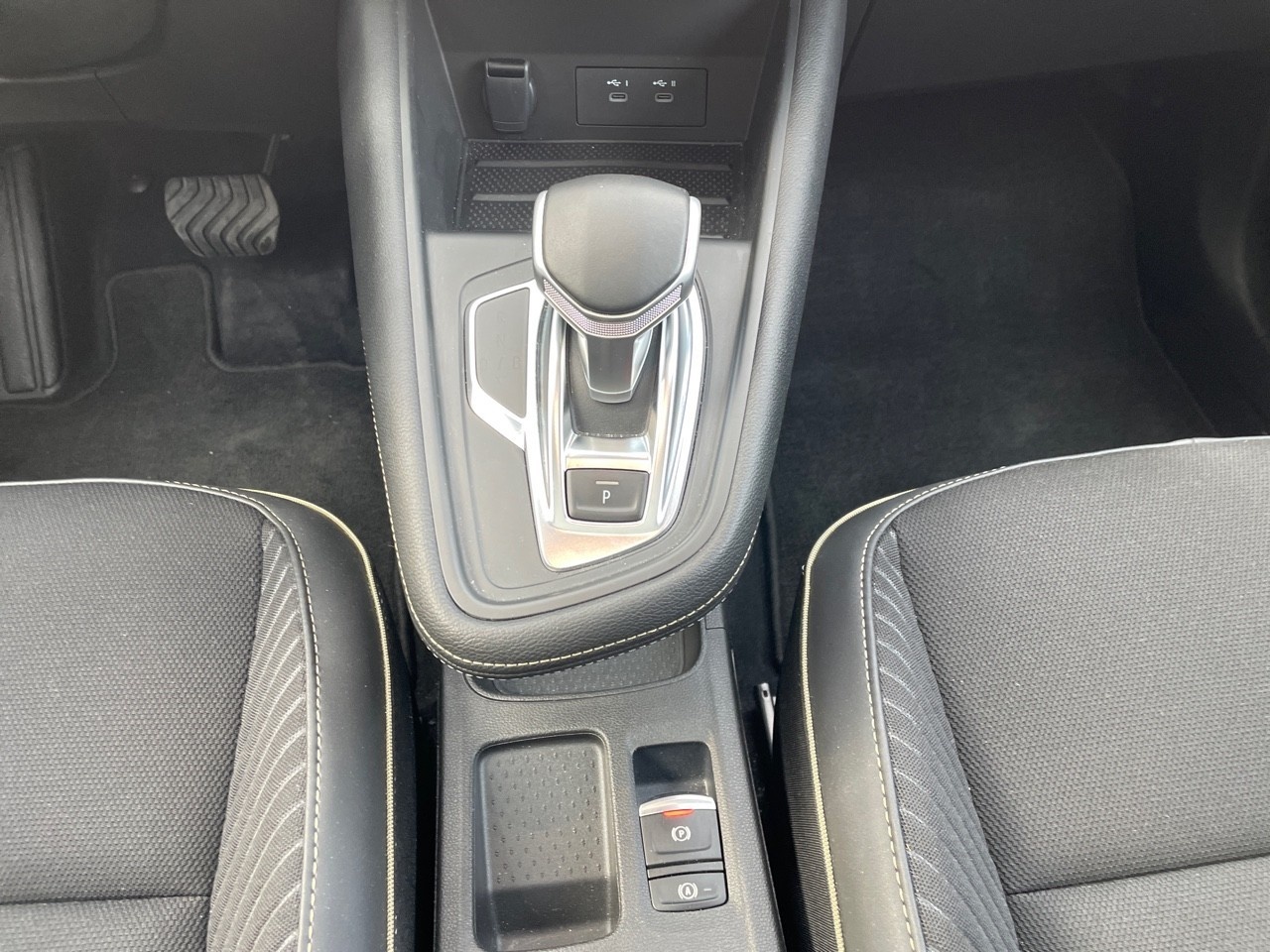 Renault Symbioz Iconic E-Tech full hybrid 105kW 107 kW (145 CV) - 10