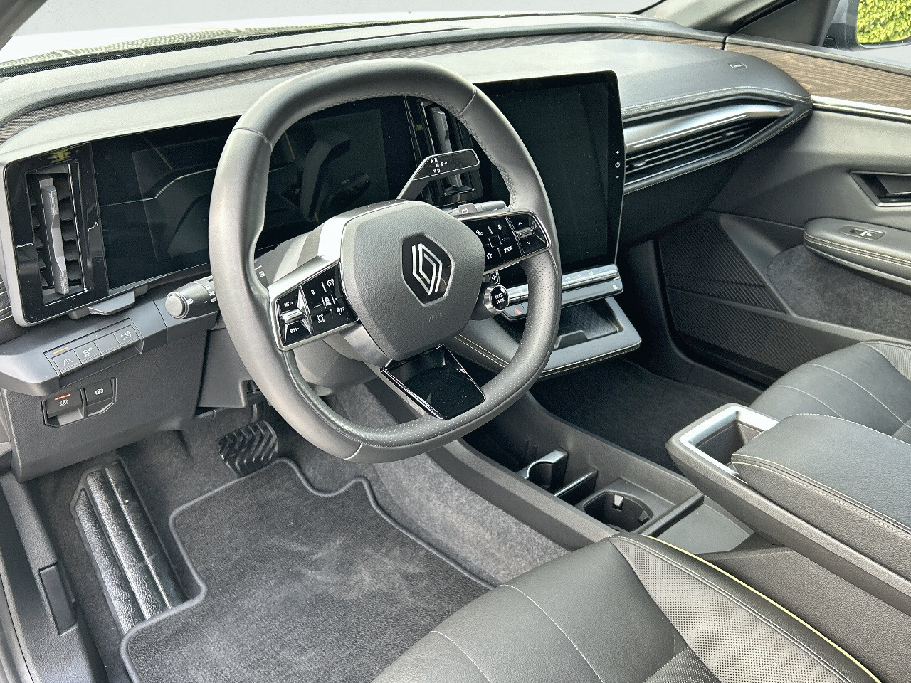 Renault Megane Iconic E-Tech Híbrido EV60 Optimum Charge 160 kW (218 CV) - 6 Renault Megane Iconic E-Tech Híbrido EV60 Optimum Charge 160 kW (218 CV) - 6