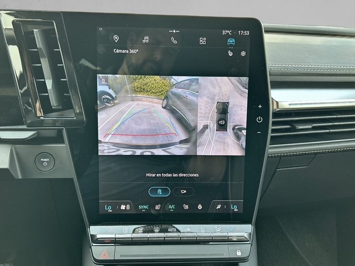 Renault Megane Iconic E-Tech Híbrido EV60 Optimum Charge 160 kW (218 CV) - 13 Renault Megane Iconic E-Tech Híbrido EV60 Optimum Charge 160 kW (218 CV) - 13