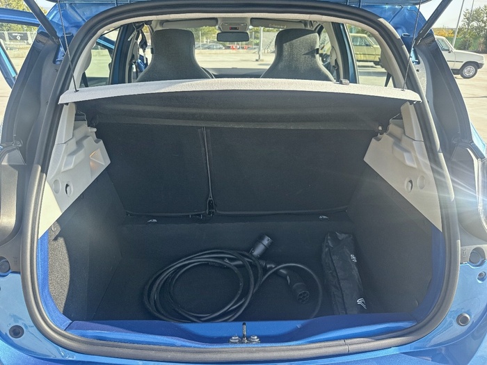 Renault Zoe Intens 80 kW R110 Batería 50kWh 79 kW (108 CV) - 6 Renault Zoe Intens 80 kW R110 Batería 50kWh 79 kW (108 CV) - 6