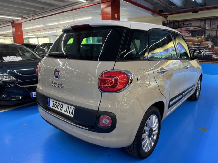 Fiat500L 1.4 16v Trekking 70 kW (95 CV) Vehículo usado en Barcelona - 9 Fiat500L 1.4 16v Trekking 70 kW (95 CV) Vehículo usado en Barcelona - 9