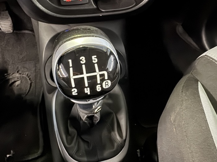 Fiat500L 1.4 16v Trekking 70 kW (95 CV) Vehículo usado en Barcelona - 23 Fiat500L 1.4 16v Trekking 70 kW (95 CV) Vehículo usado en Barcelona - 23