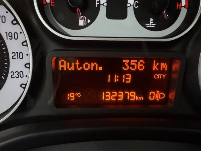 Fiat500L 1.4 16v Trekking 70 kW (95 CV) Vehículo usado en Barcelona - 25 Fiat500L 1.4 16v Trekking 70 kW (95 CV) Vehículo usado en Barcelona - 25