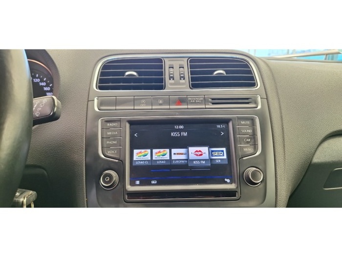 VolkswagenPolo Sport 1.2 TSI BMT 66 kW (90 CV) Vehículo usado en Barcelona - 15 VolkswagenPolo Sport 1.2 TSI BMT 66 kW (90 CV) Vehículo usado en Barcelona - 15