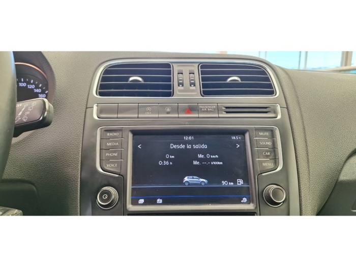 VolkswagenPolo Sport 1.2 TSI BMT 66 kW (90 CV) Vehículo usado en Barcelona - 17 VolkswagenPolo Sport 1.2 TSI BMT 66 kW (90 CV) Vehículo usado en Barcelona - 17