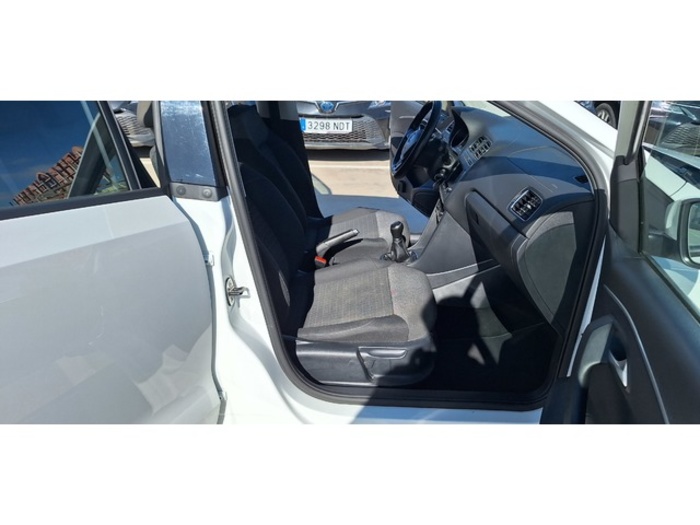 VolkswagenPolo Sport 1.2 TSI BMT 66 kW (90 CV) Vehículo usado en Barcelona - 28 VolkswagenPolo Sport 1.2 TSI BMT 66 kW (90 CV) Vehículo usado en Barcelona - 28