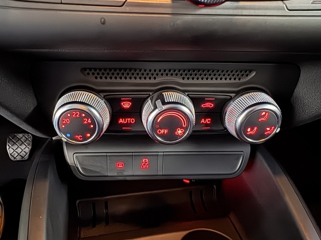 AudiA1 Sportback Adrenalin 1.6 TDI 66 kW (90 CV) S tronic Vehículo usado en Barcelona - 21