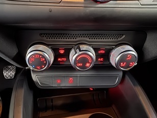 Audi A1 Sportback Adrenalin 1.6 TDI 66 kW (90 CV) S tronic