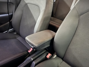 Audi A1 Sportback Adrenalin 1.6 TDI 66 kW (90 CV) S tronic