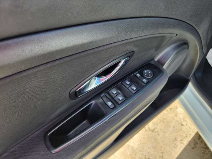 RenaultMegane TCe 115 Dynamique Energy S&S eco2 85 kW (115 CV) Vehículo usado en Barcelona - 13 RenaultMegane TCe 115 Dynamique Energy S&S eco2 85 kW (115 CV) Vehículo usado en Barcelona - 13