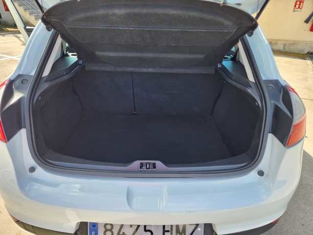 RenaultMegane TCe 115 Dynamique Energy S&S eco2 85 kW (115 CV) Vehículo usado en Barcelona - 15 RenaultMegane TCe 115 Dynamique Energy S&S eco2 85 kW (115 CV) Vehículo usado en Barcelona - 15