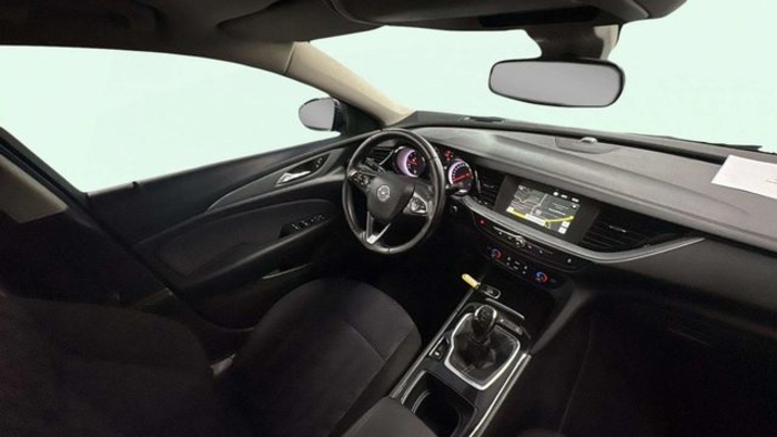 OpelInsignia GS 1.5 Turbo XFL 120 Aniversario 103 kW (140 CV) Vehículo usado en Barcelona - 11 OpelInsignia GS 1.5 Turbo XFL 120 Aniversario 103 kW (140 CV) Vehículo usado en Barcelona - 11