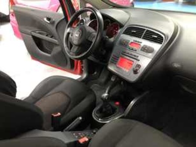SEAT Altea XL 2.0 TDI Stylance 103 kW (140 CV) SEAT Altea XL 2.0 TDI Stylance 103 kW (140 CV)