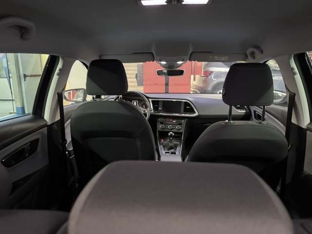 SEATLeón 1.0 TSI S&S Style 81 kW (110 CV) Vehículo usado en Barcelona - 9