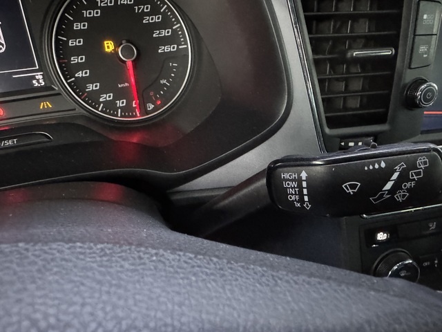 SEATLeón 1.0 TSI S&S Style 81 kW (110 CV) Vehículo usado en Barcelona - 16