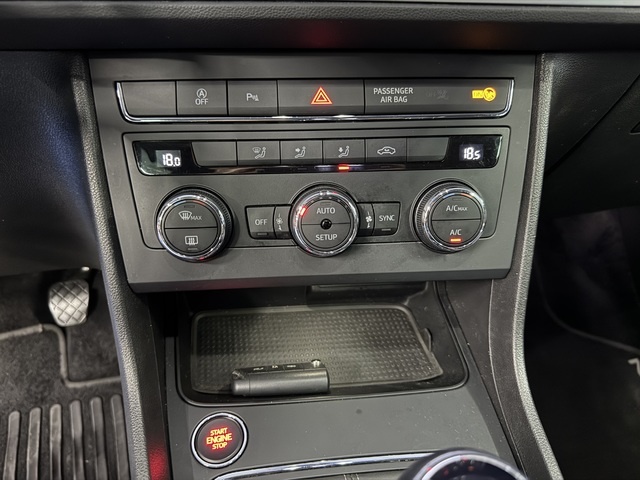 SEATLeón 1.0 TSI S&S Style 81 kW (110 CV) Vehículo usado en Barcelona - 19