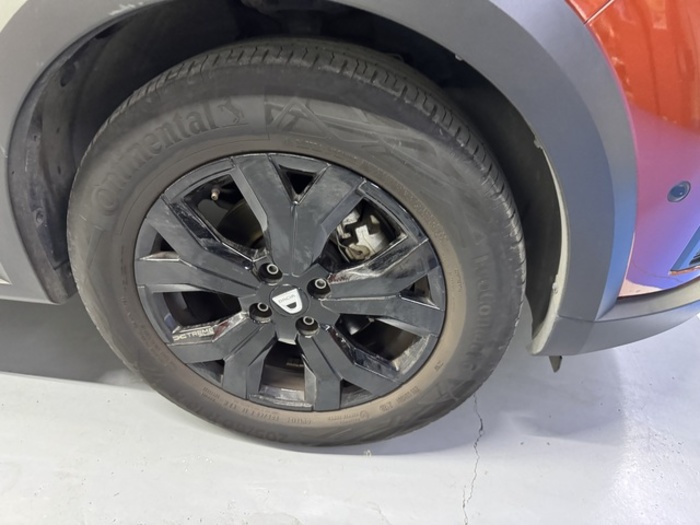DaciaJogger Serie Limitada Extreme Go ECO-G 74 kW (100 CV) 7 Plazas Vehículo usado en Barcelona - 5 DaciaJogger Serie Limitada Extreme Go ECO-G 74 kW (100 CV) 7 Plazas Vehículo usado en Barcelona - 5