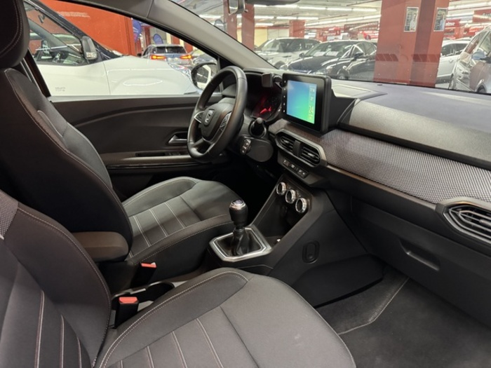 DaciaJogger Serie Limitada Extreme Go ECO-G 74 kW (100 CV) 7 Plazas Vehículo usado en Barcelona - 6 DaciaJogger Serie Limitada Extreme Go ECO-G 74 kW (100 CV) 7 Plazas Vehículo usado en Barcelona - 6