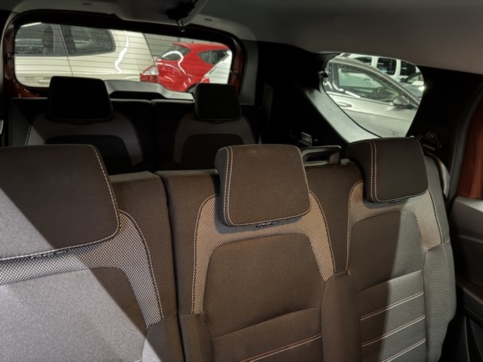 DaciaJogger Serie Limitada Extreme Go ECO-G 74 kW (100 CV) 7 Plazas Vehículo usado en Barcelona - 10 DaciaJogger Serie Limitada Extreme Go ECO-G 74 kW (100 CV) 7 Plazas Vehículo usado en Barcelona - 10