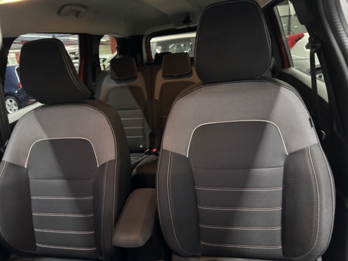 DaciaJogger Serie Limitada Extreme Go ECO-G 74 kW (100 CV) 7 Plazas Vehículo usado en Barcelona - 24 DaciaJogger Serie Limitada Extreme Go ECO-G 74 kW (100 CV) 7 Plazas Vehículo usado en Barcelona - 24