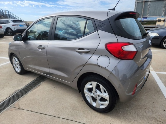 Hyundaii10 1.0 Klass 49 kW (67 CV) Vehículo usado en Barcelona - 3 Hyundaii10 1.0 Klass 49 kW (67 CV) Vehículo usado en Barcelona - 3